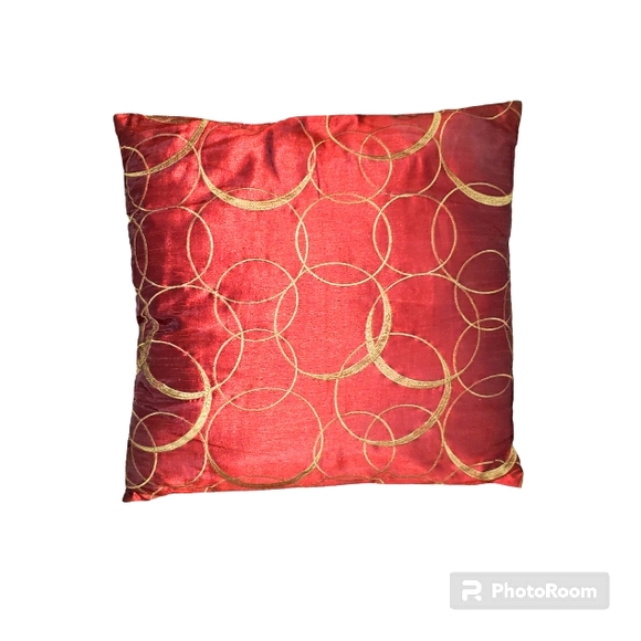 Gorgeous Gold and Maroon Throw Pillows - Picture 5 of 8